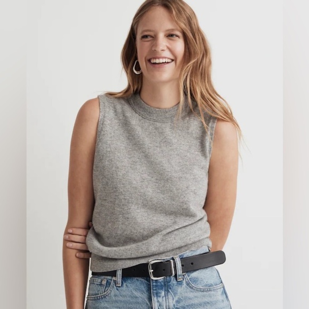 Madewell (Re)sponsible Cashmere Crewneck Sweater Vest in Heather Gray Pearl XXS